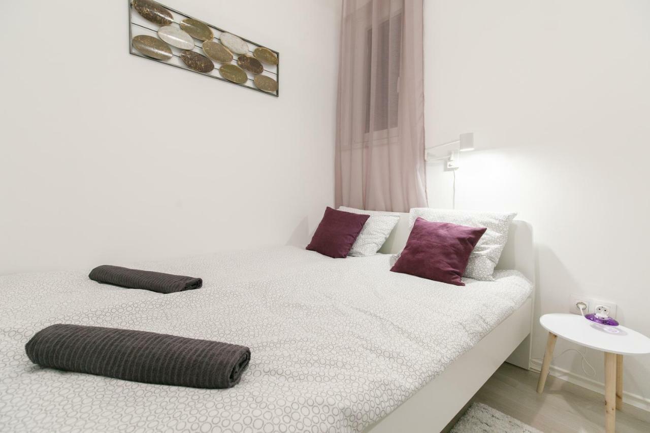 Ella Apartment Будапеща Екстериор снимка
